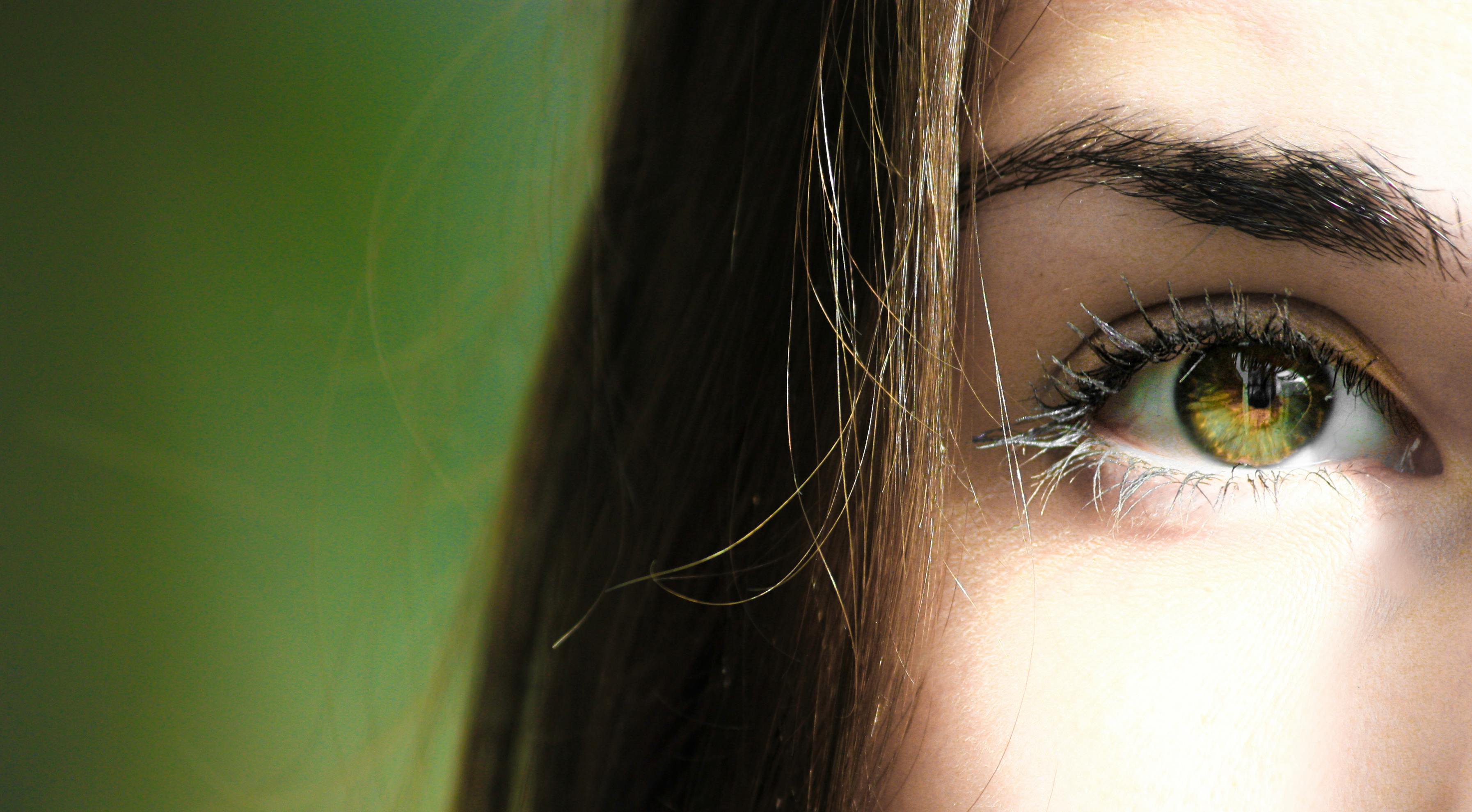 Eyelid Surgery in Albania (Blepharoplasty): A Patient's Guide